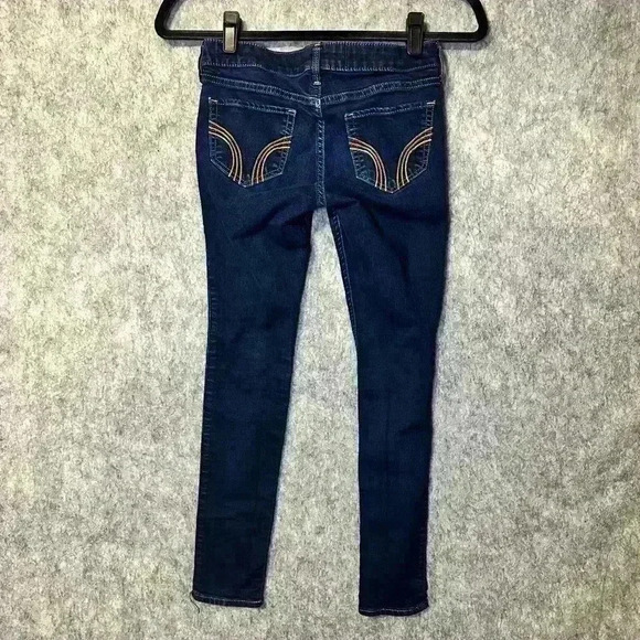 Hollister Women’s Skinny Jeans - Size 1 Short - Picture 2 of 4